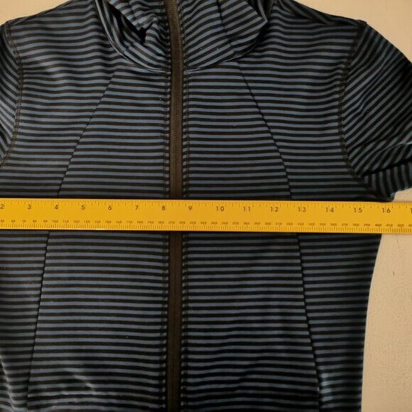 Lole Ladies Blue Black Striped Full Zip Athletic Jacket - Picture 9 of 9